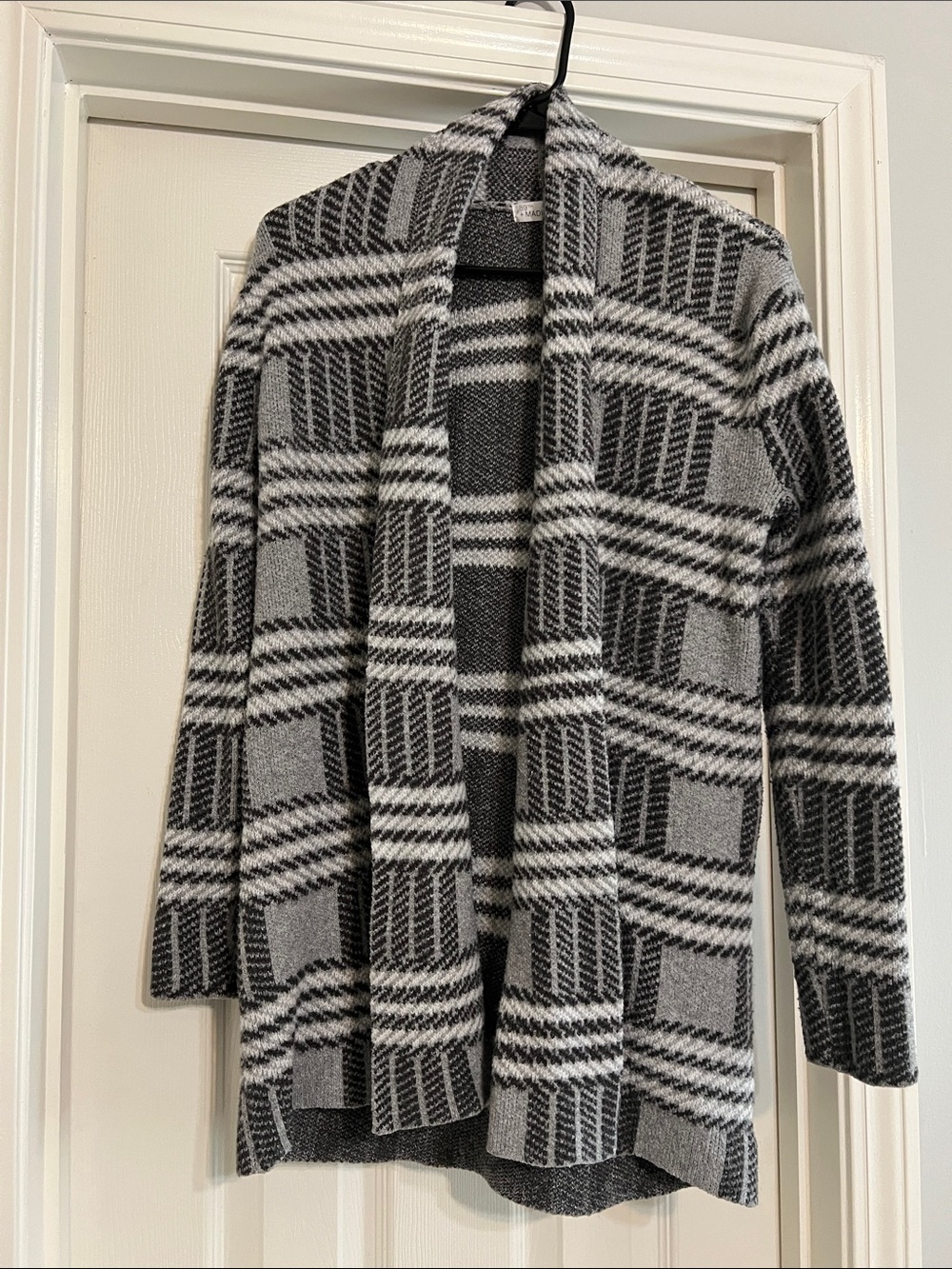 Women’s Gray & Black Plaid Open Cardigan Sweater